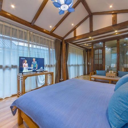 桐墅客栈 Lijiang Village House المظهر الخارجي الصورة